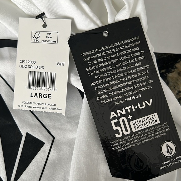 Volcom Lido Solid Rashguard Shirt - Picture 13 of 14